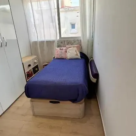 Charming In With Terrace 60 M² Apartment *